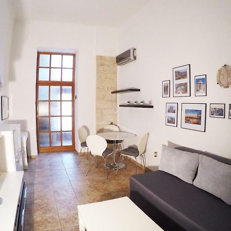 Apartman Kyra Póla Kültér fotó