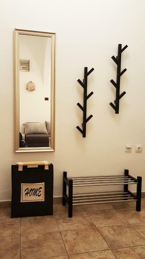 Apartman Kyra Póla Kültér fotó