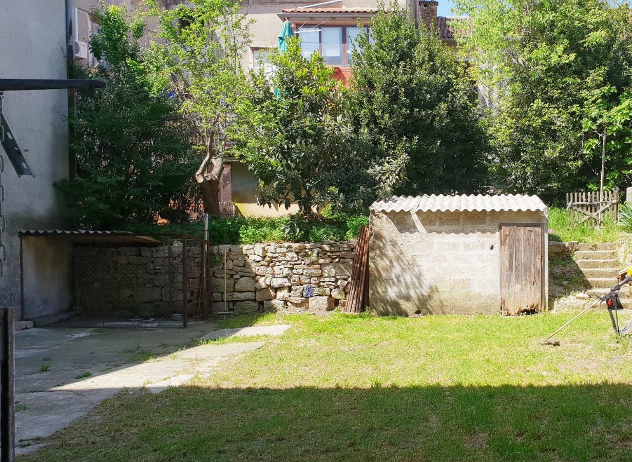 Apartman Kyra Póla Kültér fotó